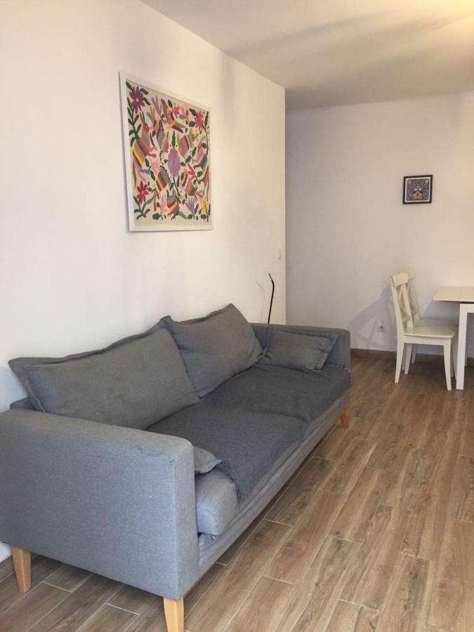 Cosy Poullan, 2-bedroom Apartment, 200 M From The Beach Appartement Nice